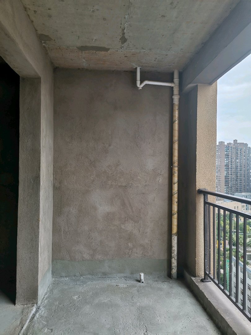 麒麟区东片区毛坯3室2厅2卫二手房出售12