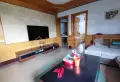 春光东区，中间楼层南北通透，金典大三居。1