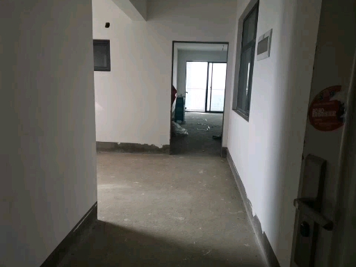 麒麟区南片区毛坯3室2厅2卫二手房出售1