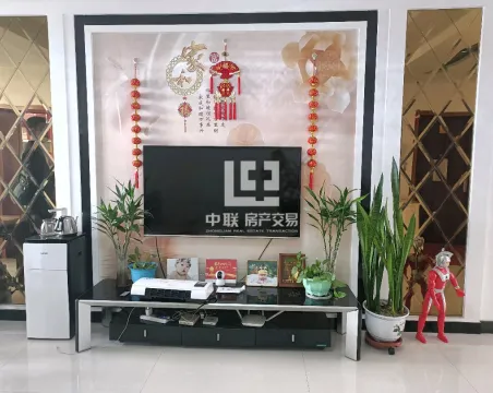 佳景花园3室2厅1卫朝南北精装