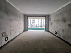 郾城区|苏荷象湾壹号3室2厅2卫出售