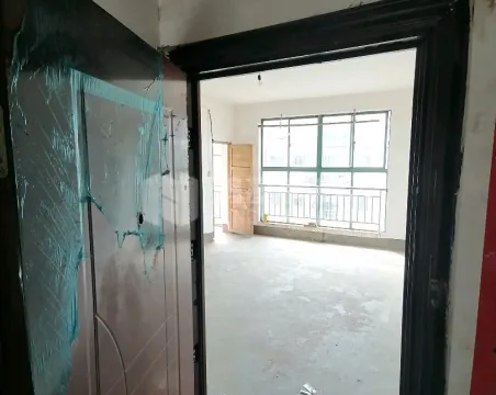 锦绣华庭3室2厅2卫朝南北毛坯