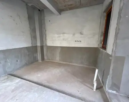 山水峨眉4室2厅5卫毛坯