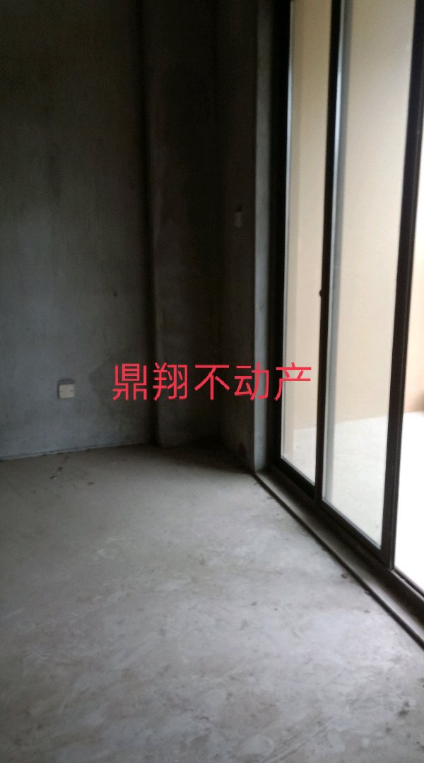 悦成御园,悦成御园大套诚心出售，2年外，车位另卖。1