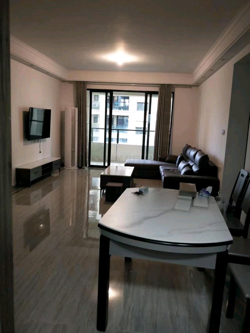 精致3室2厅2卫2阳台，小户型，大生活-万港城二手房价