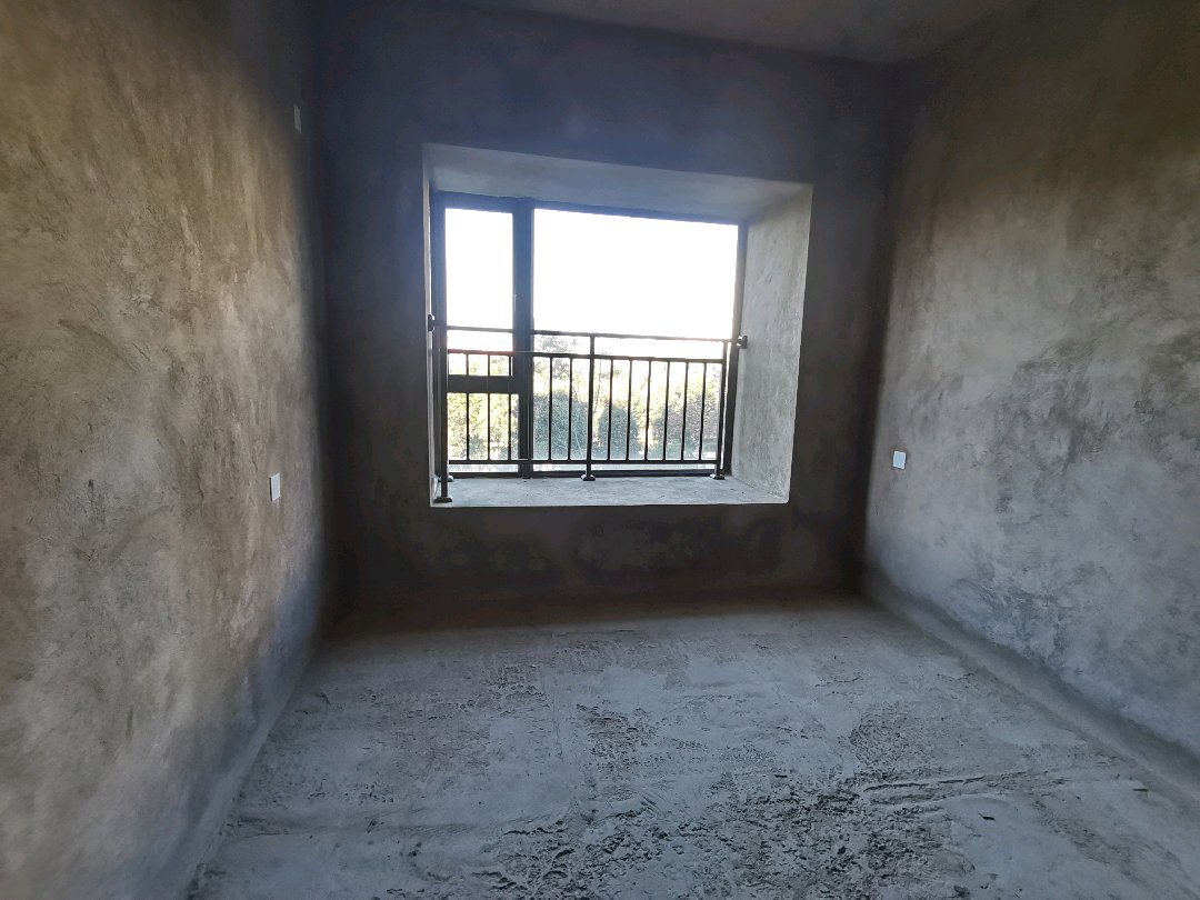 麒麟区西片区毛坯4室2厅3卫二手房出售5