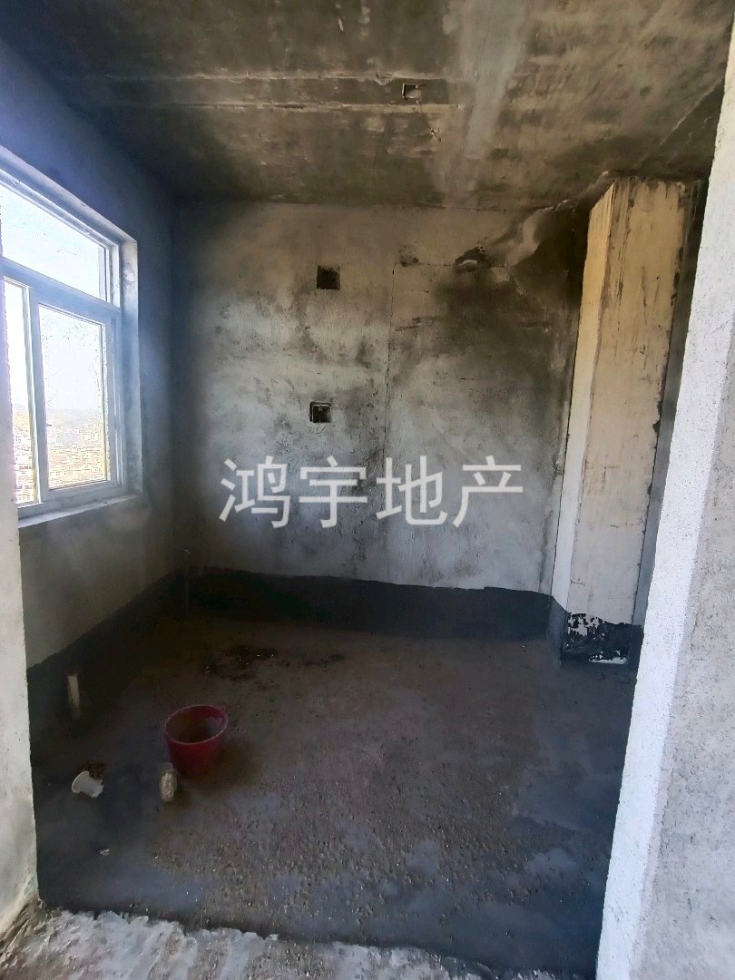 山水国际,山水国际全新毛坯南北通透稀有四室两厅近公园学校出售5