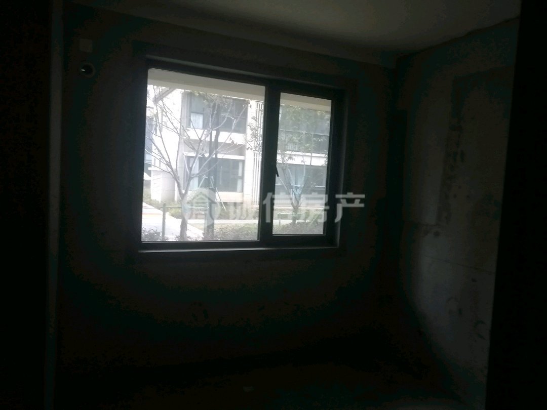 天元府,天元府 毛坯四室两厅两卫 一楼有院 房主诚心出售7