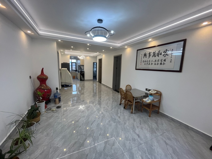 中梁壹号院精装4室未入住带车位95万可谈-中梁壹号院二手房价