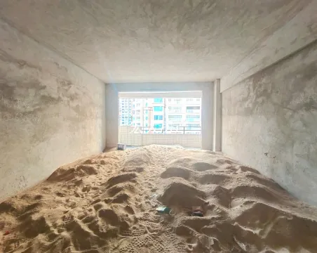 东方花园4室2厅3卫毛坯