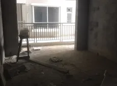 云城区|丰收三中附近3室2厅2卫出售