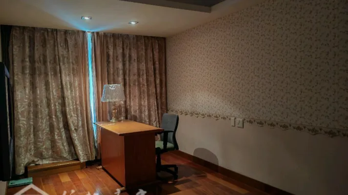 湖滨花园四联排排屋居住安静