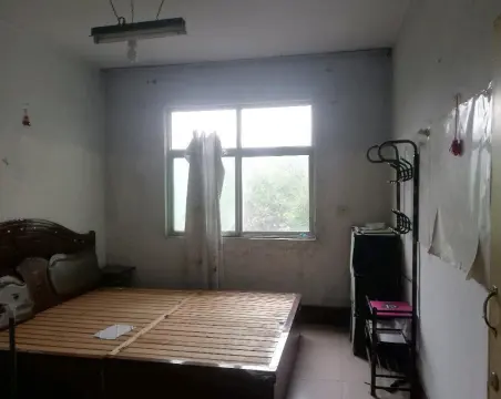 三里沟小区3室2厅1卫普通