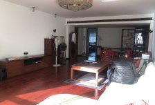 华贸公寓板楼南北四居，厅60平，格局方正，精装修，观花园
