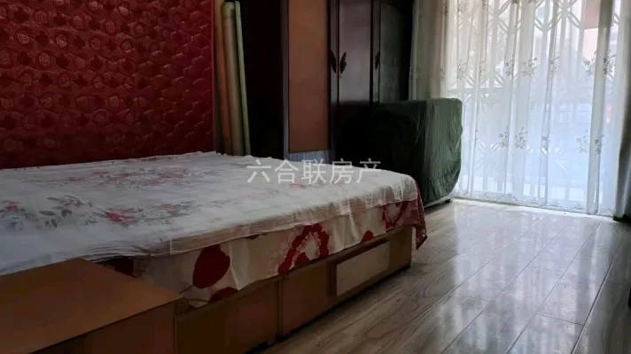 洋州明珠一楼带花园，