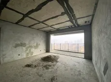 鹤城区|鸿涛翡翠湾4室2厅2卫出售