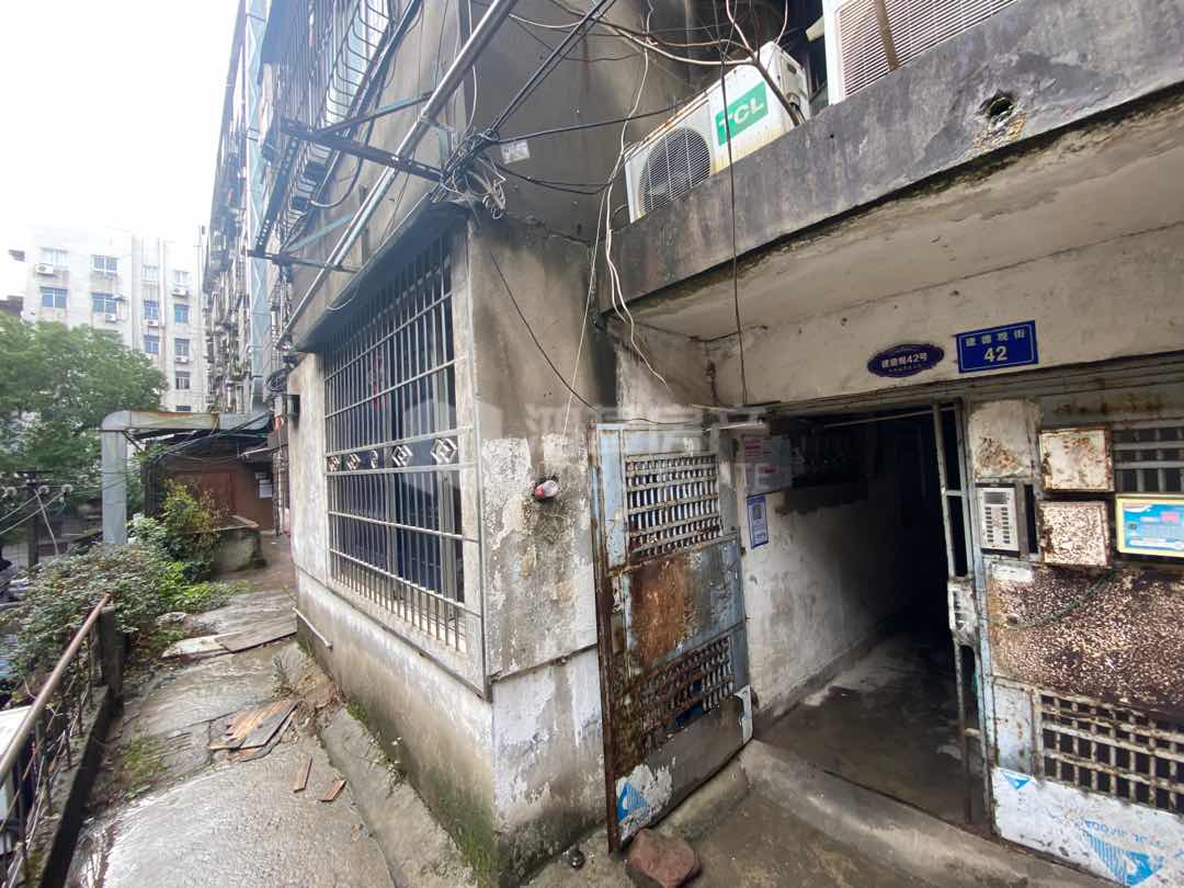 建德观街,建德观街南超好的地段，住家舒适13