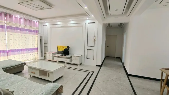 金色龙湾一期精装，有图有真像
