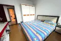 金泰步行街，底商上去三层半，满二，9