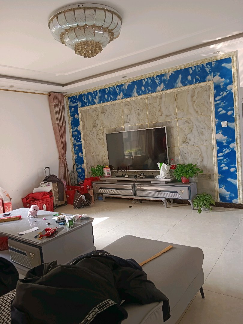 名城首府,南北通透，三室两厅两卫，房本满3年3