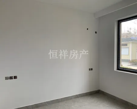 金通芙蓉园3室2厅2卫朝南精装