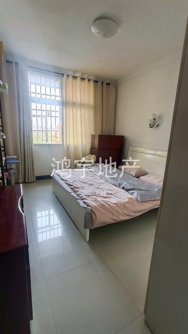 伟业公园路小区,伟业公园路小区装修三房带储间出售7