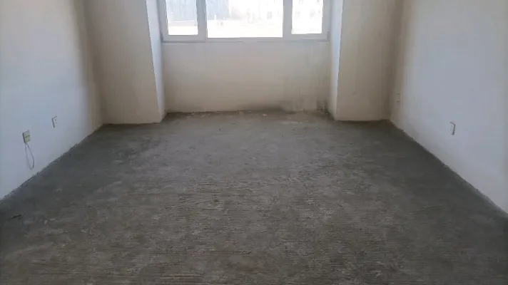 景悦蓝湾三层99平米三室毛坯房