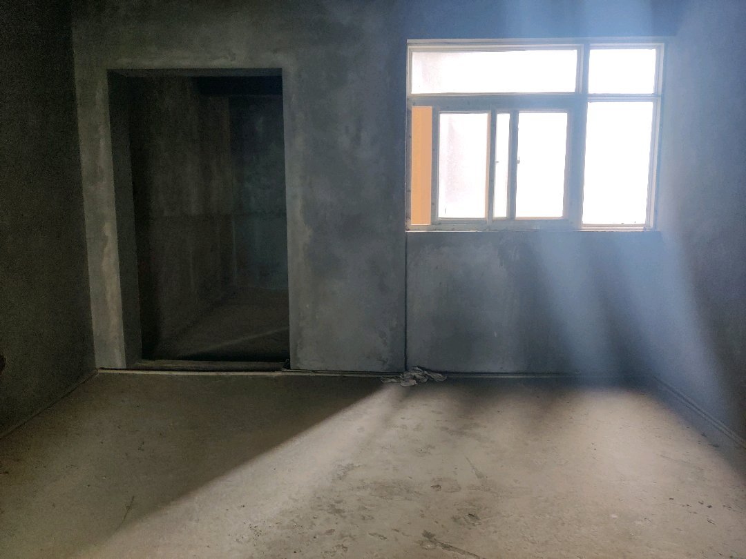 麒麟区南片区毛坯3室2厅2卫二手房出售3