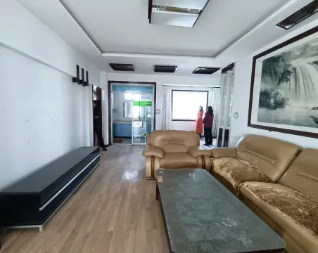 建宁小区3室2厅1卫精装