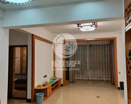 靖西德爱经济小区2室2厅1卫朝东南精装