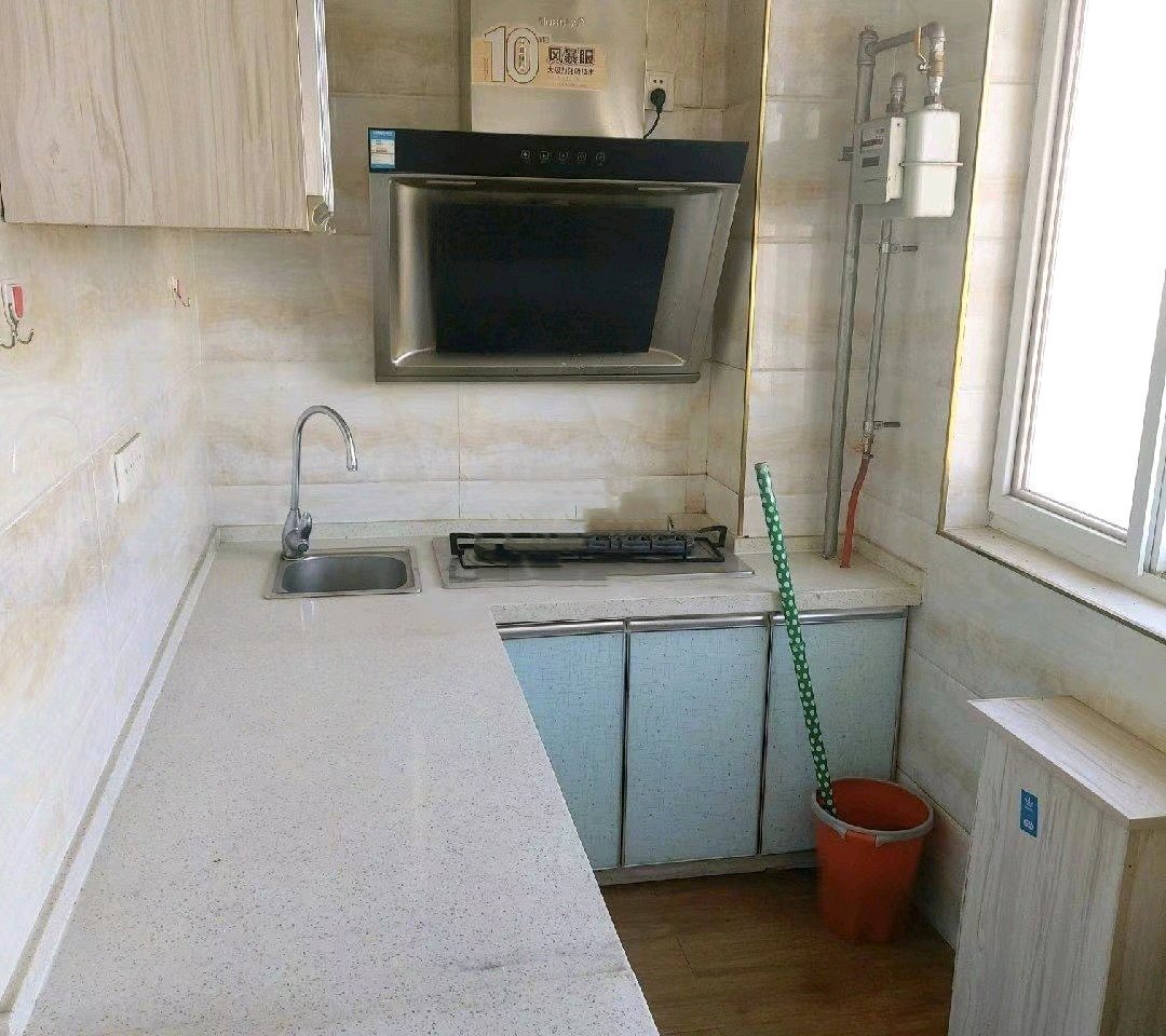 幸沁聚缘,电梯商品房正规一居室3