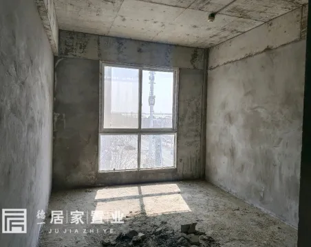 天驰汽车城2室2厅1卫朝南毛坯