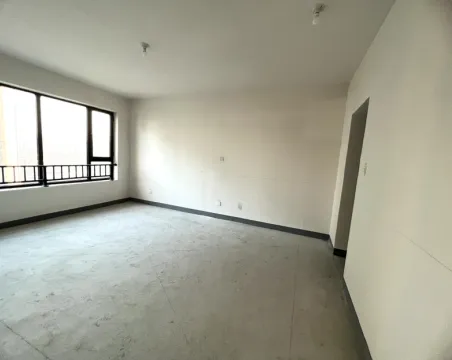 盛华景苑3室2厅2卫普通