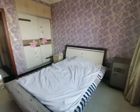 环宇凯旋镇2室2厅1卫精装