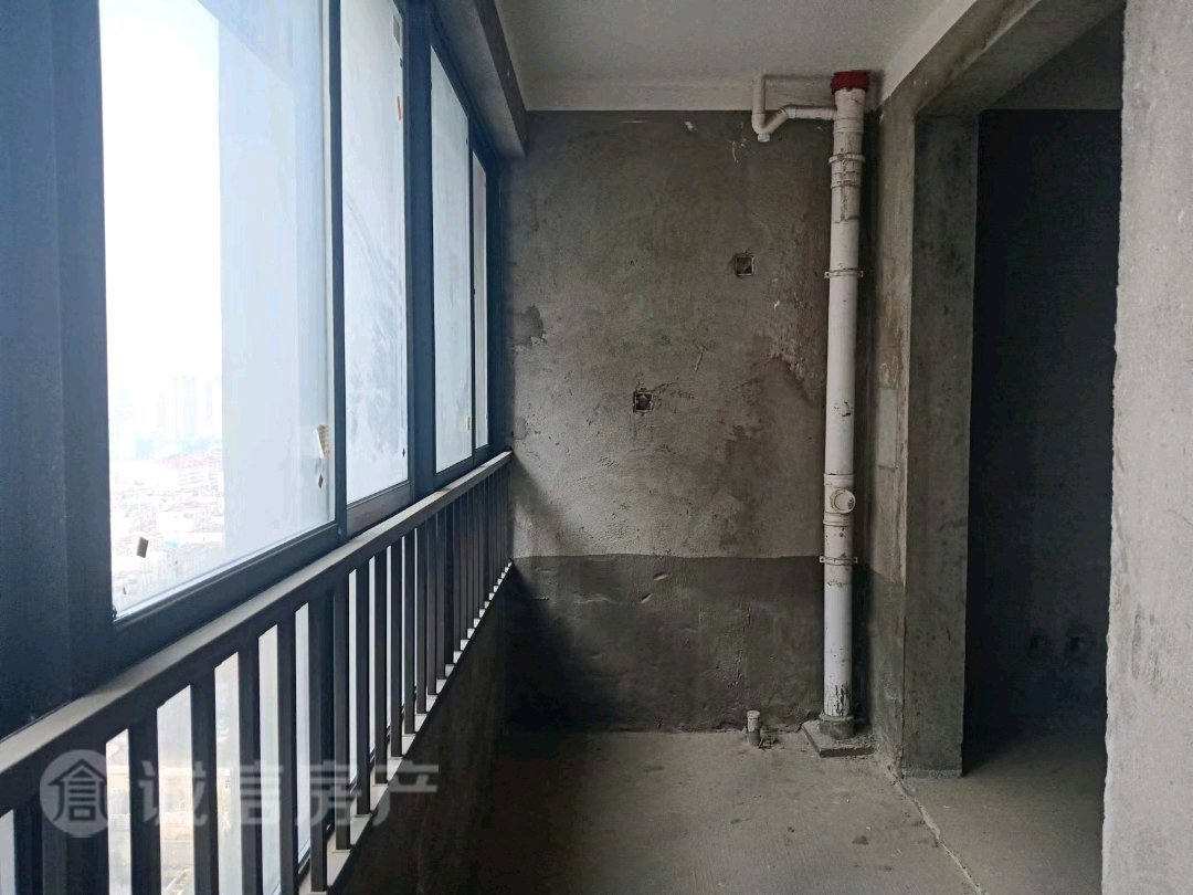 CBD万达广场,万达CBD毛坯三室两厅两卫双阳台满二东户繁华地段雪枫十一中9