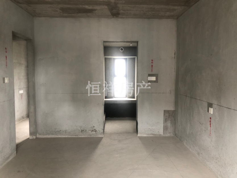 碧桂园凤凰台,中天御苑旁碧桂园凤凰台 四开间朝南 景观楼层2