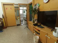 渭城区|中铁二十局电务处家属院2室2厅1卫出售