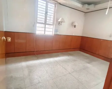 卷烟经理部3室2厅2卫朝南北普通