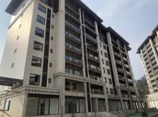 红塔区|玉山城瑧园4室2厅2卫出售