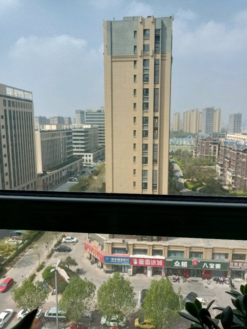 华建一街区,华建一街区，带车位，储藏室，免税，价格可谈！13