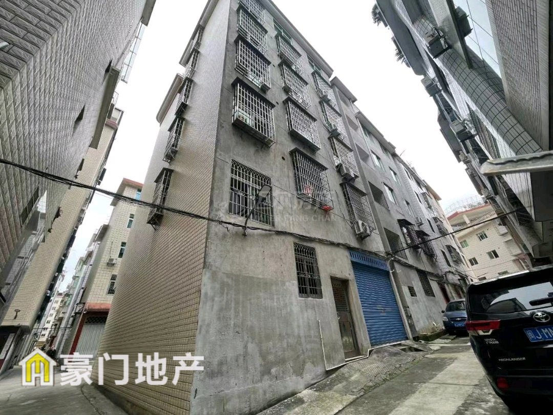 荷园新村,荷园新村 整栋两证齐全带店面一层一套，小车直达，100平露台7