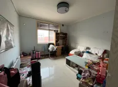 解放区|西王褚新区4室2厅2卫出售