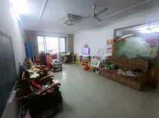 枣阳市|人民路屠宰厂家属院4室2厅1卫出售
