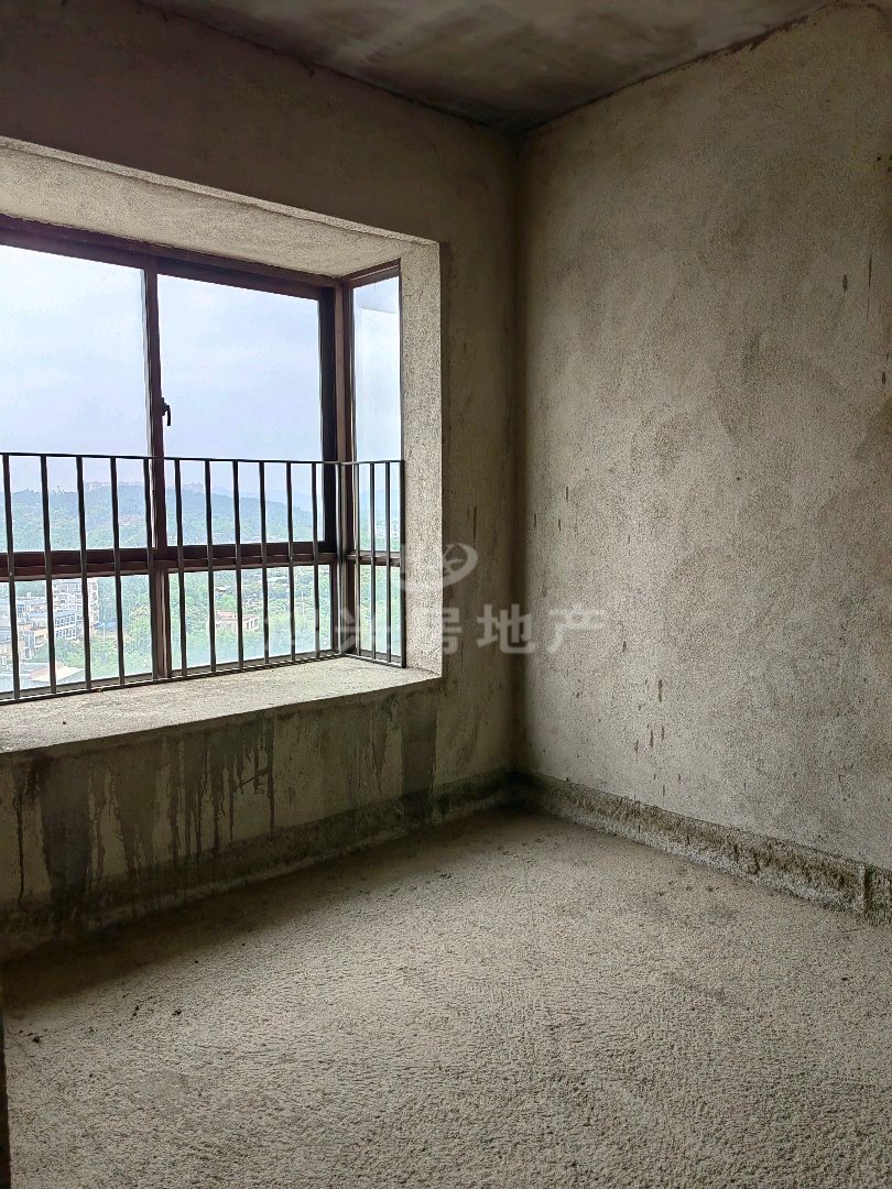 北流市城西毛坯4室2厅2卫二手房出售11