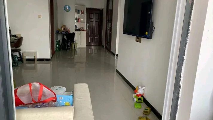小区环境很好，坐落在建安广场附近