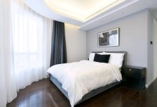 3室2厅2卫0阳台28000元/月,家具家电齐全