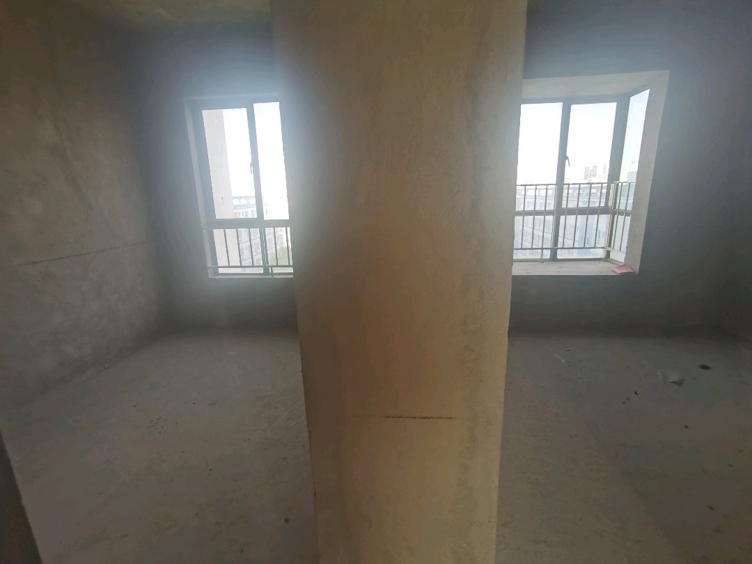 麒麟区北片区毛坯3室2厅2卫二手房出售3