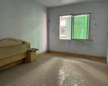 桂仙公寓3室2厅2卫朝南北毛坯