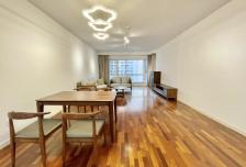 191平米大三居 好保养，全新家具