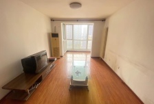 1室1厅1卫1阳台6600元/月,环境幽静,居住舒适